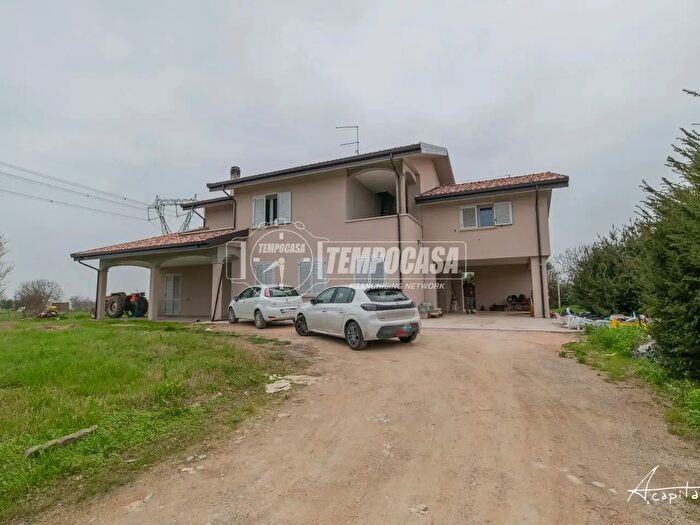 Appartamento quadrilocale in vendita in Via Montaletto, Cesena