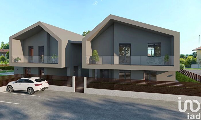 Appartamento trilocale in vendita in Localitanbsp Posteghe Snc, Manerba Del Garda