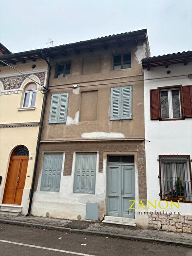 Casa bilocale in vendita in Piazza San Giorgio, Gorizia