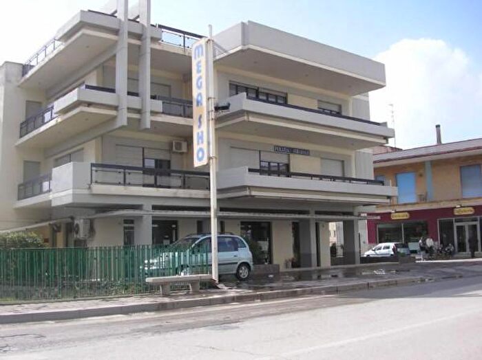 Appartamento trilocale in vendita in Mondragone