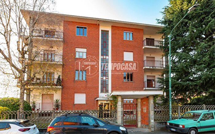 Appartamento trilocale in vendita in Via Biscaretti, Chieri