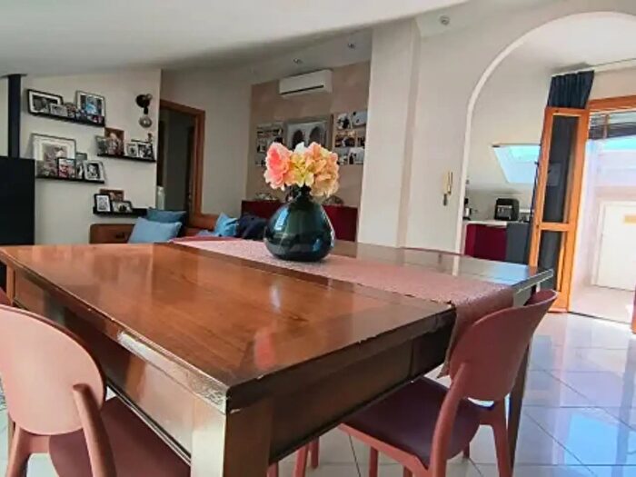 Casa quadrilocale in vendita in Via Salvador Allende, Giffoni Valle Piana