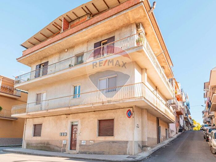 Appartamento con 6 locali in affitto in Via Cavour, Grammichele