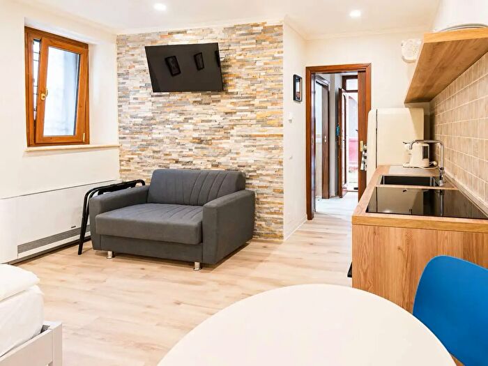 Appartamento bilocale in vendita in Via Oberdan, Fiuggi