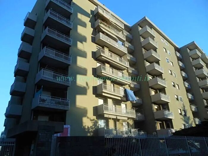 Appartamento bilocale in affitto in Via Bruzzone, Savona