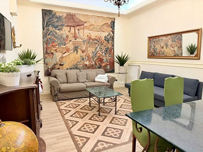 Appartamento trilocale in affitto in Via De Falegnami, Bologna