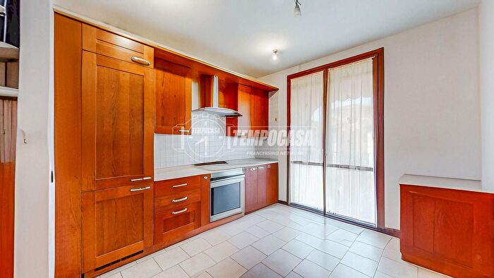 Appartamento quadrilocale in vendita in Via Settembre, San Cesario Sul Panaro