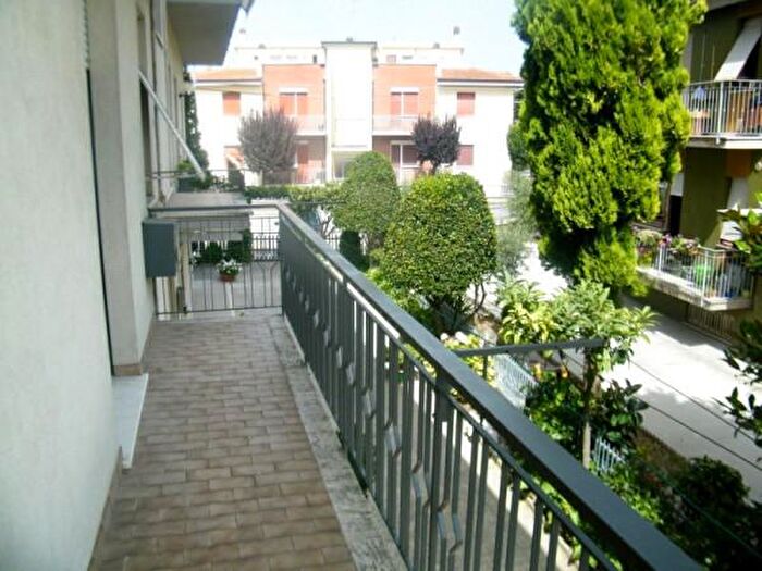 Appartamento con 6 locali in vendita in Via Montegrappa, Jesi