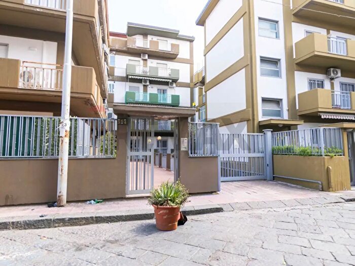 Appartamento quadrilocale in vendita in Via Roma, Misterbianco