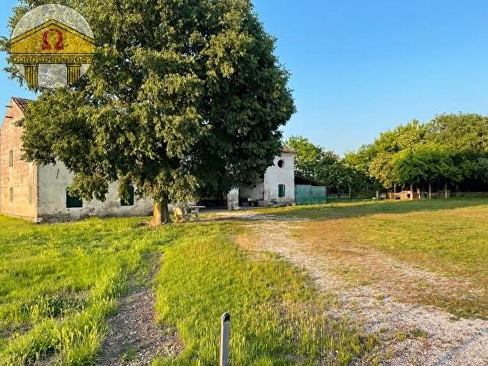 Casa con 5 locali in vendita in Villorba