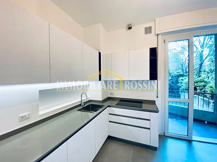 Appartamento trilocale in affitto in Via San Pedrino, Bosto, Varese