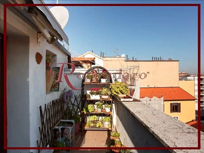 Appartamento bilocale in vendita in Via Eugenio Villoresi, Milano