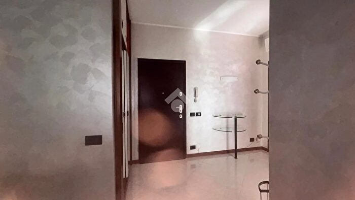 Appartamento trilocale in vendita in Via Vittorio Veneto, Bresso