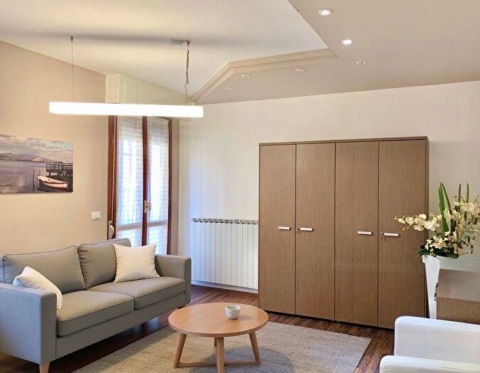 Appartamento trilocale in vendita in Via Carlo Gozzi, Jesolo