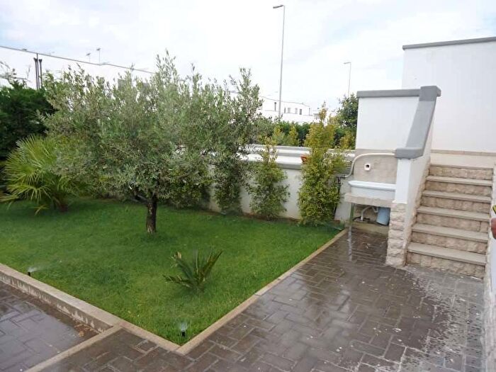 Casa con 5 locali in affitto in Via Mosca, Paradiso Minnuta, Brindisi