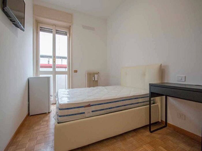 Appartamento con 6 locali in affitto in VIA RESSI, Maggiolina, Milano
