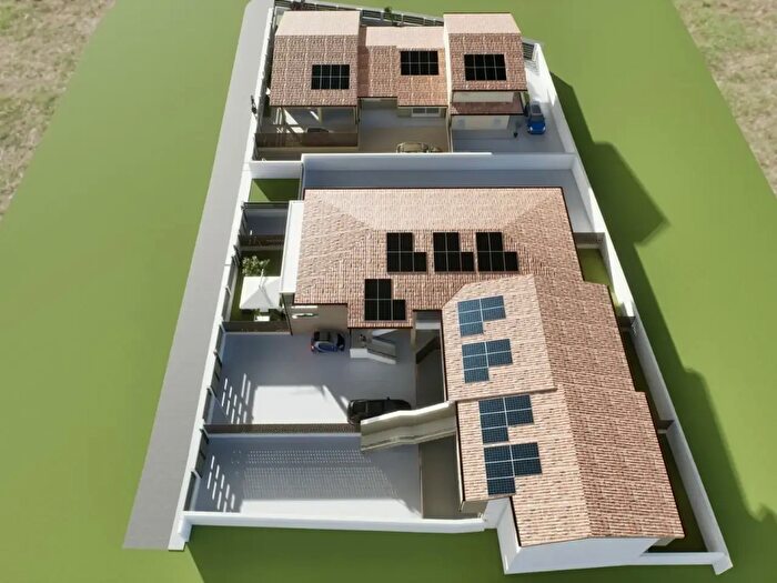 Case in Vendita e in Affitto - 2