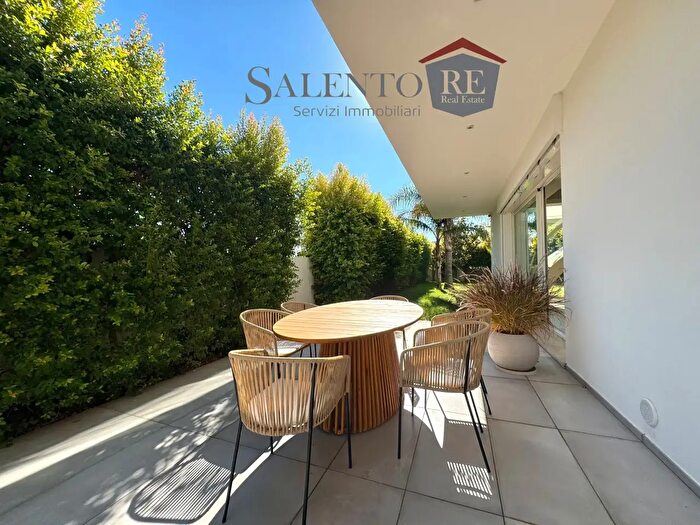 Casa con 5 locali in vendita in Via Fabrizio De Andrè, Casarano