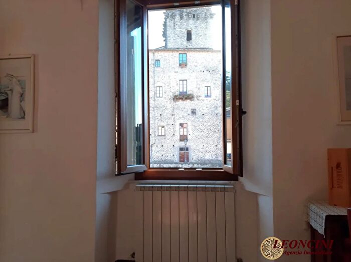 Casa con 6 locali in affitto in Pontremoli