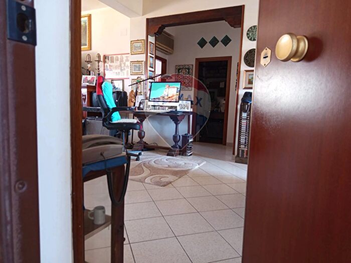 Appartamento con 6 locali in vendita in Piombino