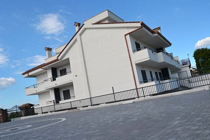 Appartamento trilocale in affitto in Viale John Fitzgerald Kennedy, Ciampino