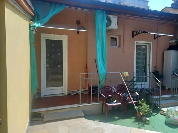 Appartamento monolocale in affitto in Via Bussoleno, Torino