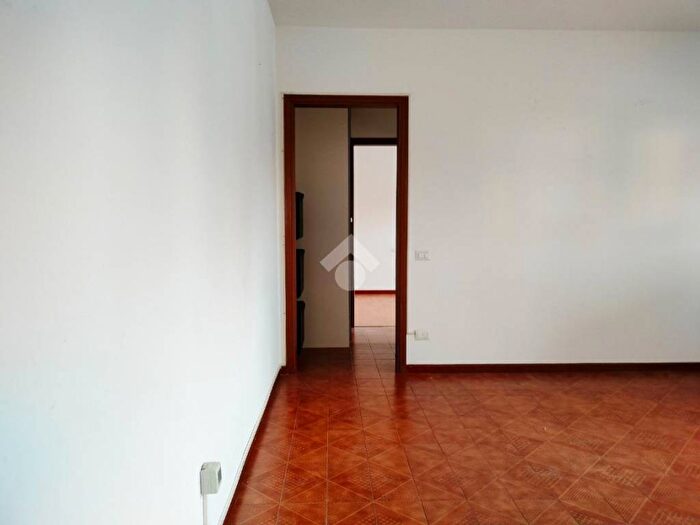 Appartamento bilocale in affitto in Via Gioacchino Rossini, Centro, Cesano Boscone