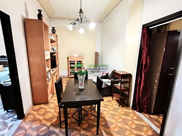 Casa con 7 locali in vendita in Via Antonio Gramisci, Acate