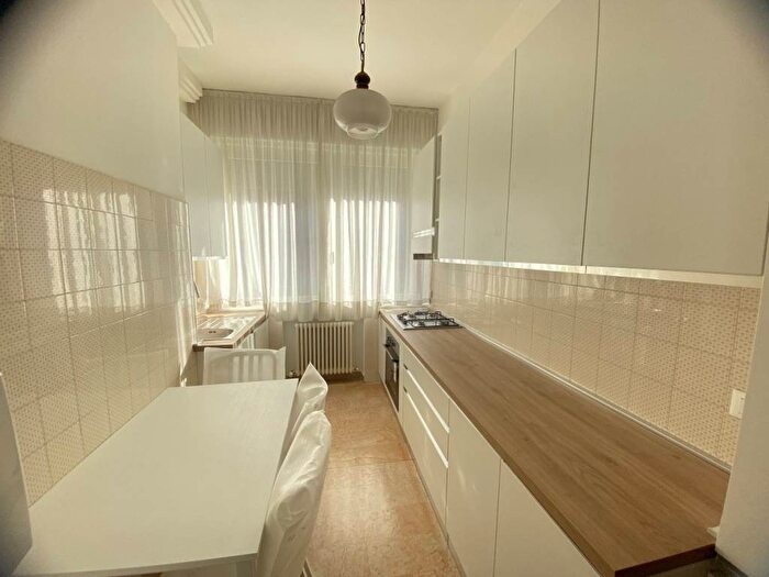 Appartamento trilocale in affitto in Via Battaglione Monte berico, Centro Storico, Vicenza