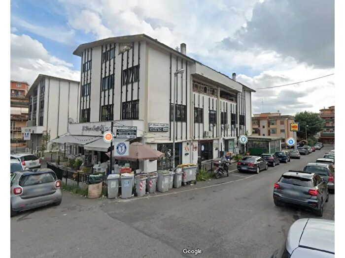 Appartamento con 5 locali in vendita in Via Giuseppe Parini, Fonte Nuova