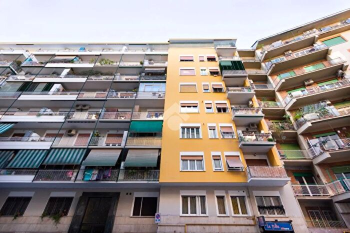 Appartamento bilocale in vendita in Via Asinari di San Marzano, Roma