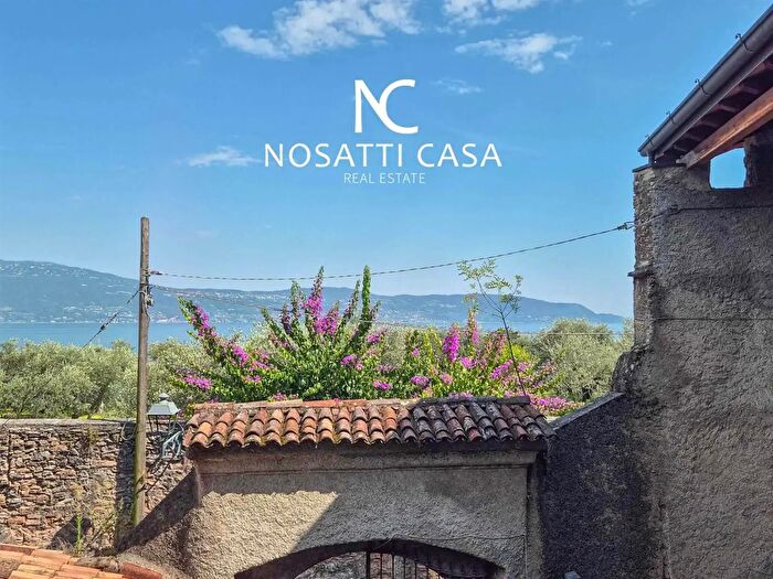 Casa con 14 locali in vendita in Toscolano Maderno