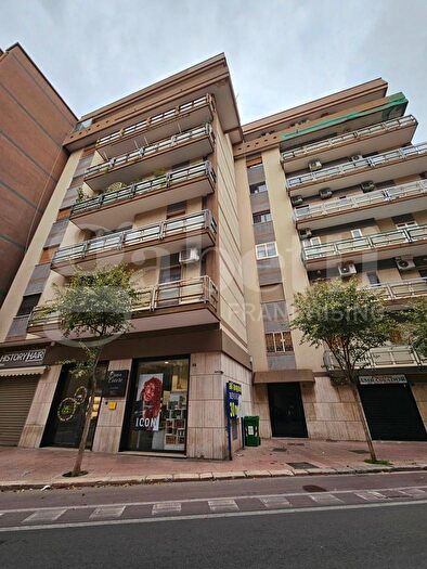 Appartamento con 5 locali in vendita in Via Lombardia, Taranto