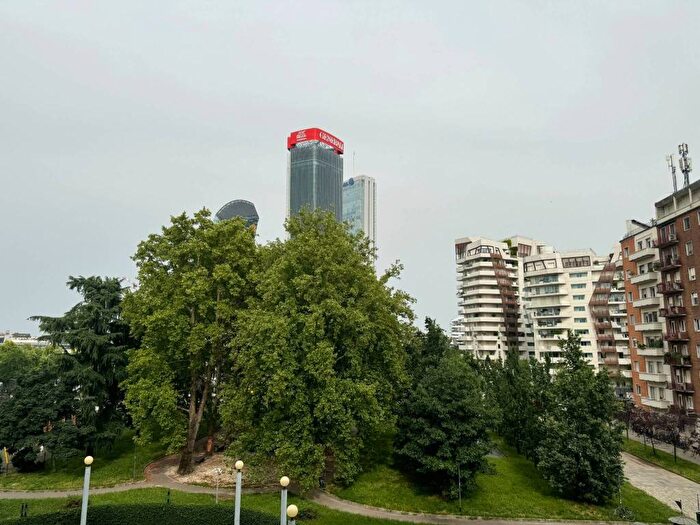 Appartamento trilocale in affitto in Piazzale Arduino, Monte Rosa Lotto, Milano