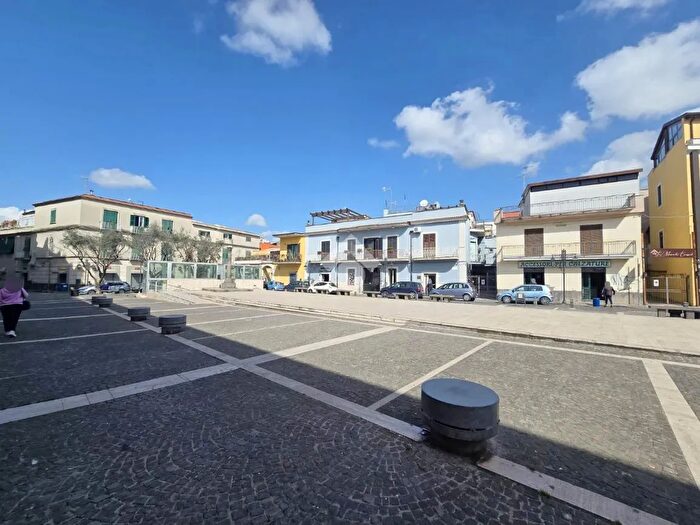 Appartamento bilocale in vendita in Piazza Mercato, Pomigliano DArco