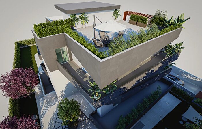 Appartamento quadrilocale in vendita in Via Vincenzo Balsamo, Lecce