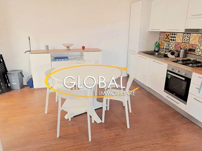 Appartamento trilocale in vendita in Via Gino Tommasi, Ancona