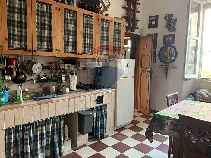 Appartamento trilocale in vendita in Via Bonelli Zona Terravecchia, Ortona