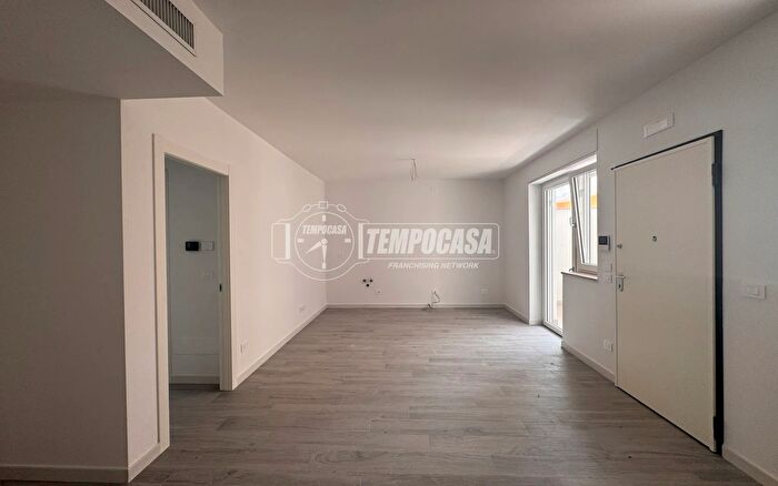 Appartamento trilocale in vendita in Cellamare