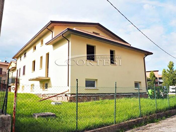 Casa con 5 locali in vendita in Via Laocoonte, Perugia