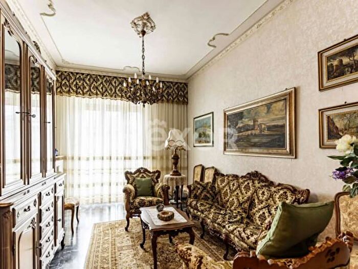 Appartamento con 5 locali in vendita in Via Vittorio Veneto, Spinazzola