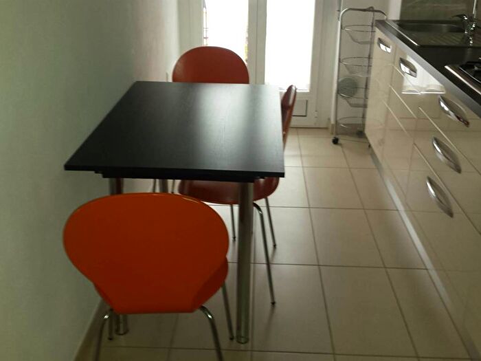 Appartamento bilocale in affitto in VIA STAURENGHI, Centro, Varese