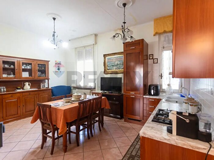 Appartamento trilocale in vendita in Via Fiume, Salsomaggiore Terme