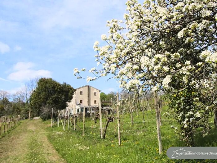 Casa con 5 locali in vendita in Via Colle Capriolo, San Pietro Di Feletto