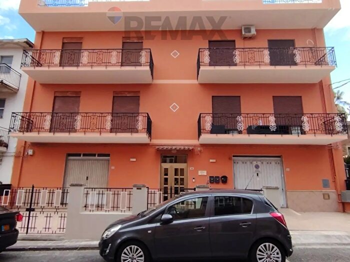 Appartamento con 5 locali in vendita in Corso Garibaldi, San Filippo Del Mela
