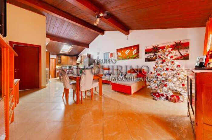 Casa con 5 locali in vendita in Via Mazzarana, Novi Di Modena