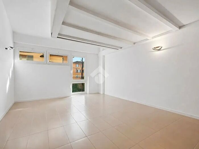 Appartamento monolocale in vendita in Via Emilia Est, Parma