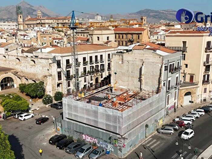 Appartamento bilocale in vendita in Via Cala, Castellammare, Palermo