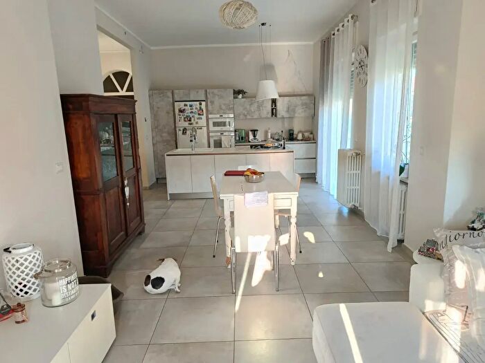 Casa quadrilocale in vendita in Via San Martino, Frassineto Po