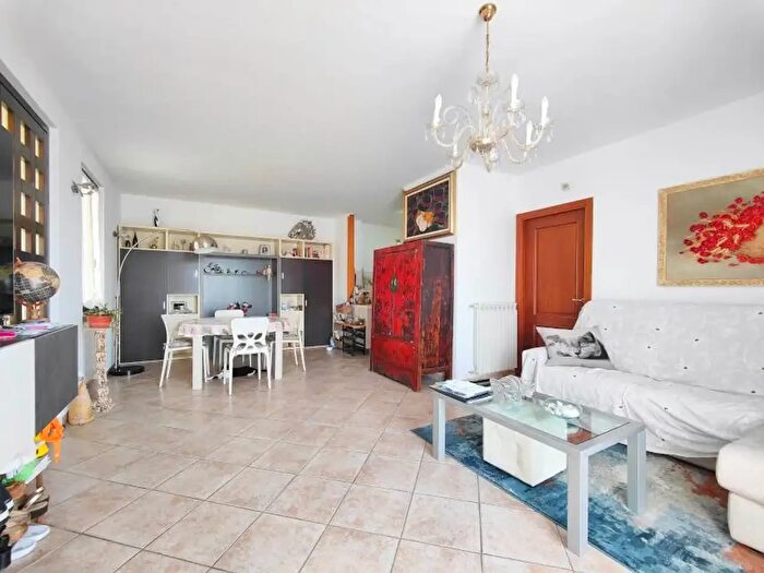 Appartamento quadrilocale in vendita in Via delle Pratavecchie, Vecchiano